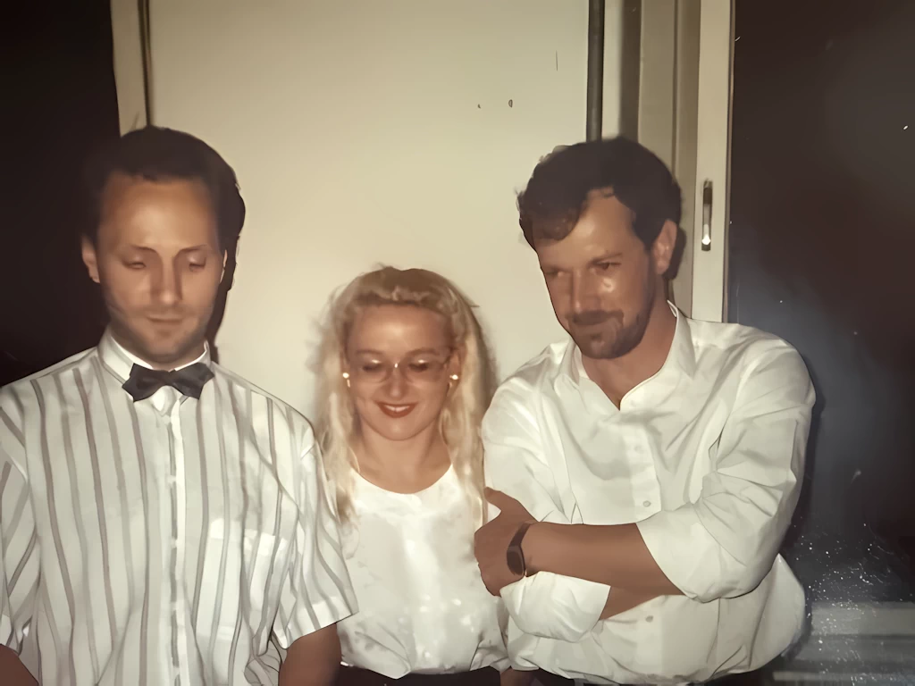 Ing. Thomas Klock, Gabi Dampf & Ehrenfried 'Freddy' Leitner (&dagger;) in den Wiener Redaktionsr&auml;umen