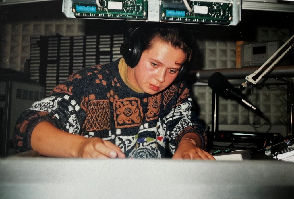 Annett Hudasch im Studio in Sopron